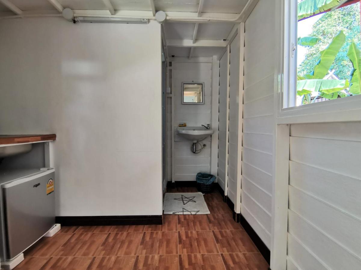 Phuhaya Bamboo Bungalows Ko Lanta Eksteriør billede