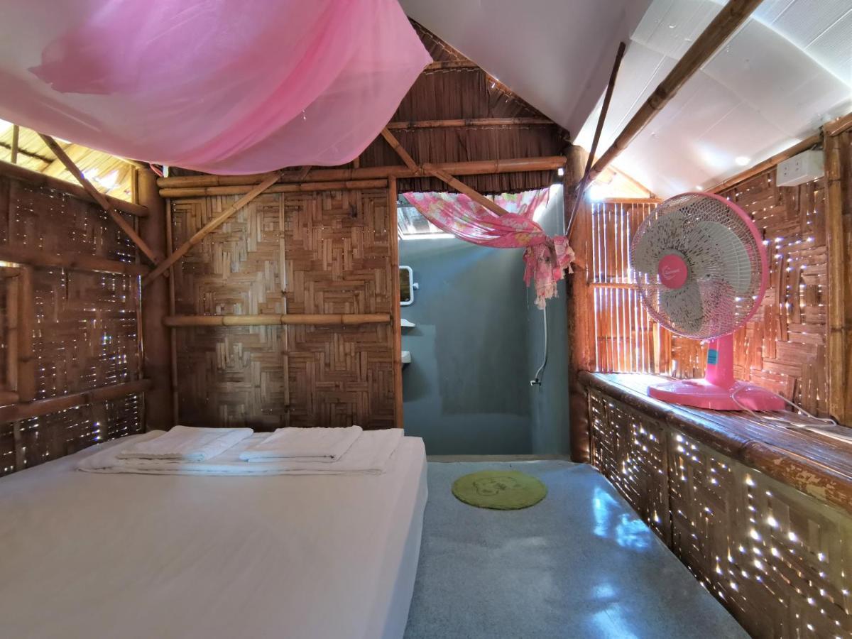 Phuhaya Bamboo Bungalows Ko Lanta Eksteriør billede